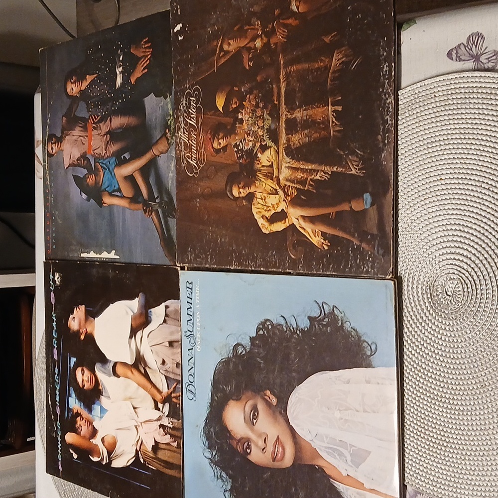 5 Vintage Albums Selling as 1 piece